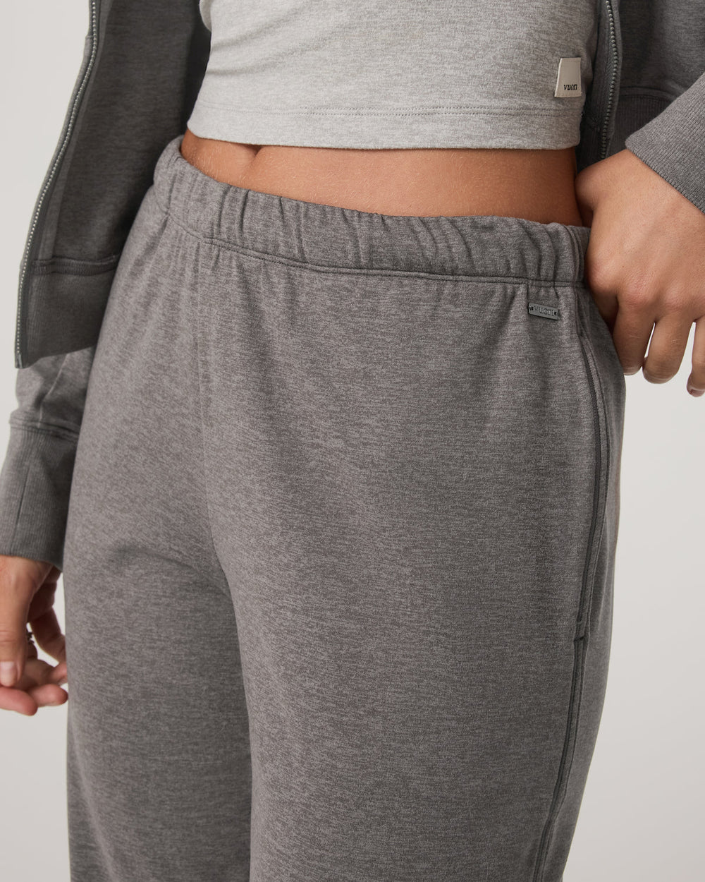 Vuori Halo Modern Sweatpant Women's Chia Heather Pants