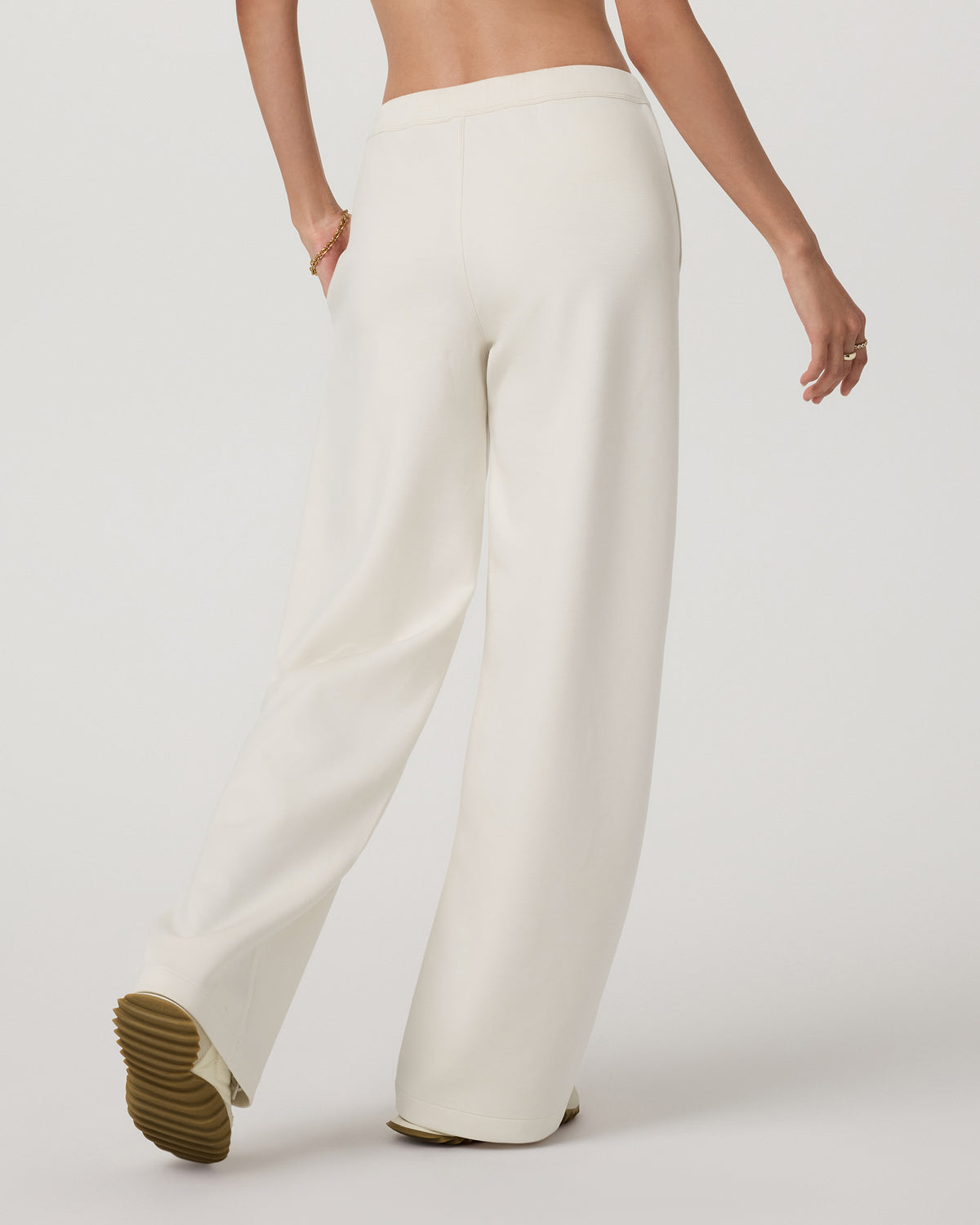 Vuori Compose Wideleg Pant Marshmallow Mid-High Rise Pants