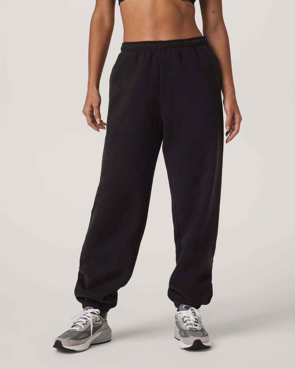 Vuori Restore Classic Sweatpant Women's Washed Black Pants