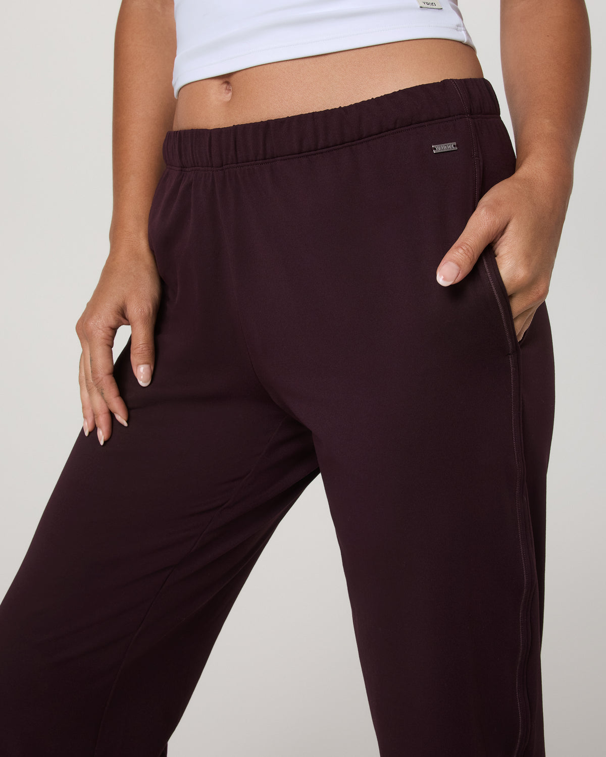Vuori Halo Modern Sweatpant Women's Raisin Pants
