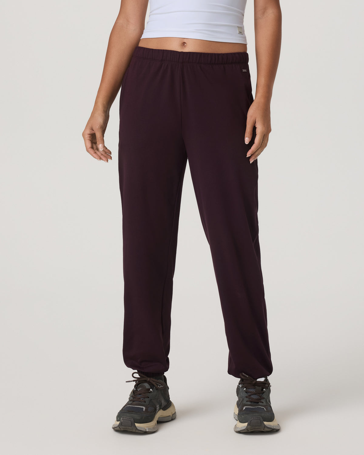 Vuori Halo Modern Sweatpant Women's Raisin Pants