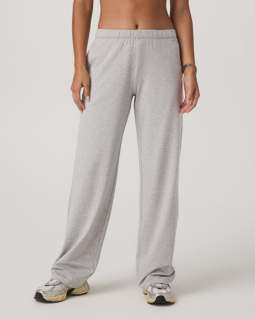 Vuori Women's Halo Modern Straight Leg Pant-Long Pale Grey