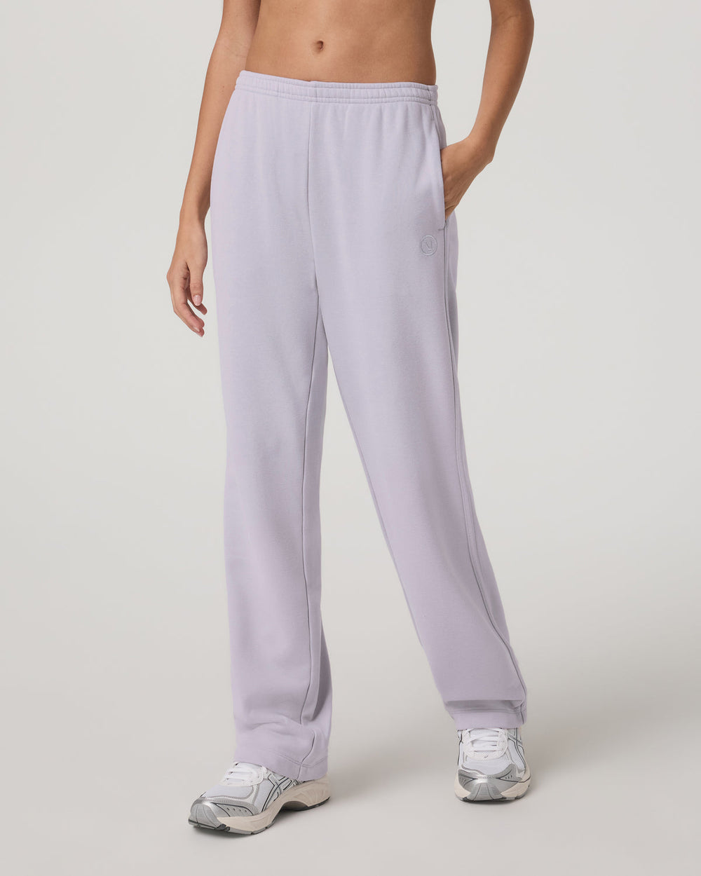 Vuori Women's Sedona Straight Leg Sweatpant Lavender Ice