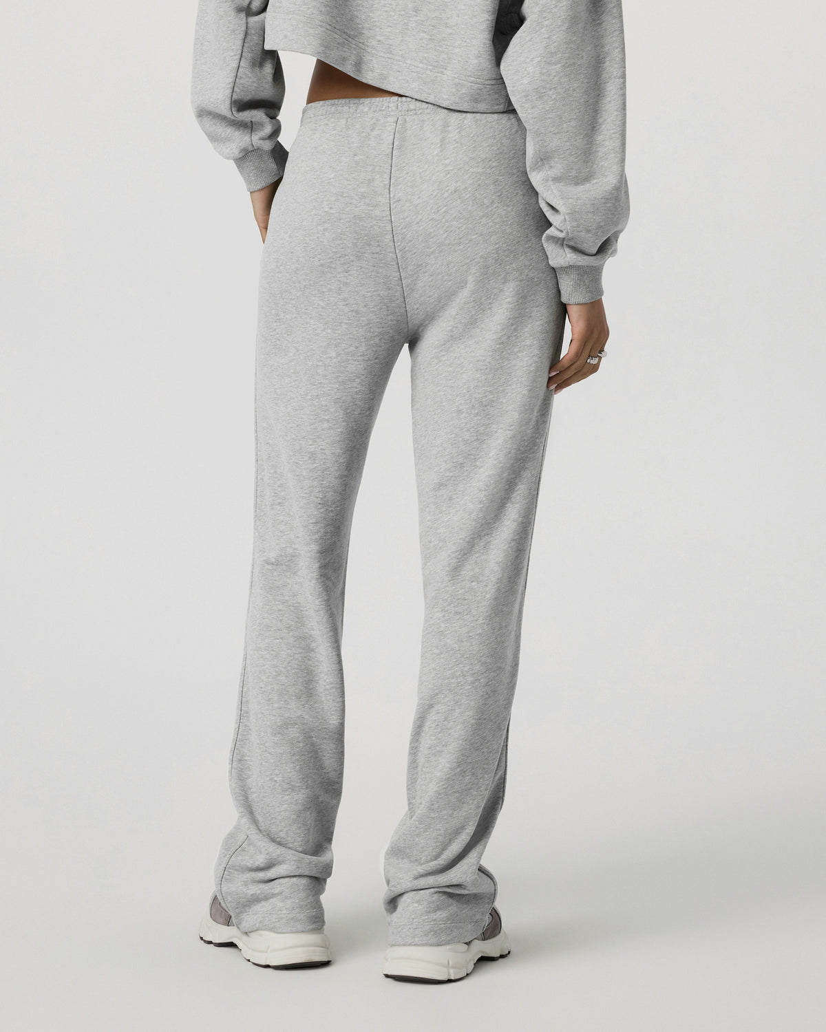 Vuori Sedona Straight Leg Sweatpant Light Heather Grey Pants
