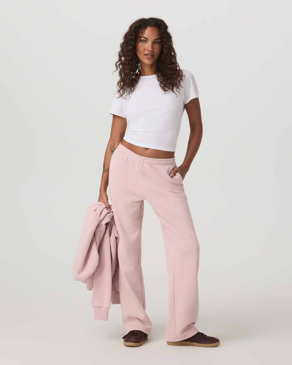 Vuori Women's Restore Straight Leg Sweatpant Vintage Rose