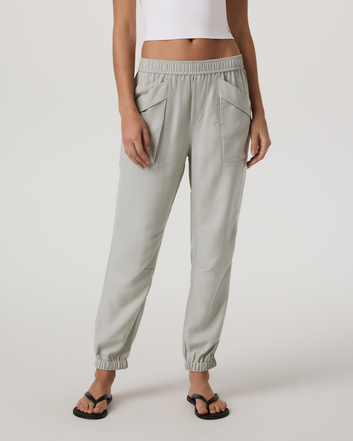 Vuori Trestles Twill Jogger Talc