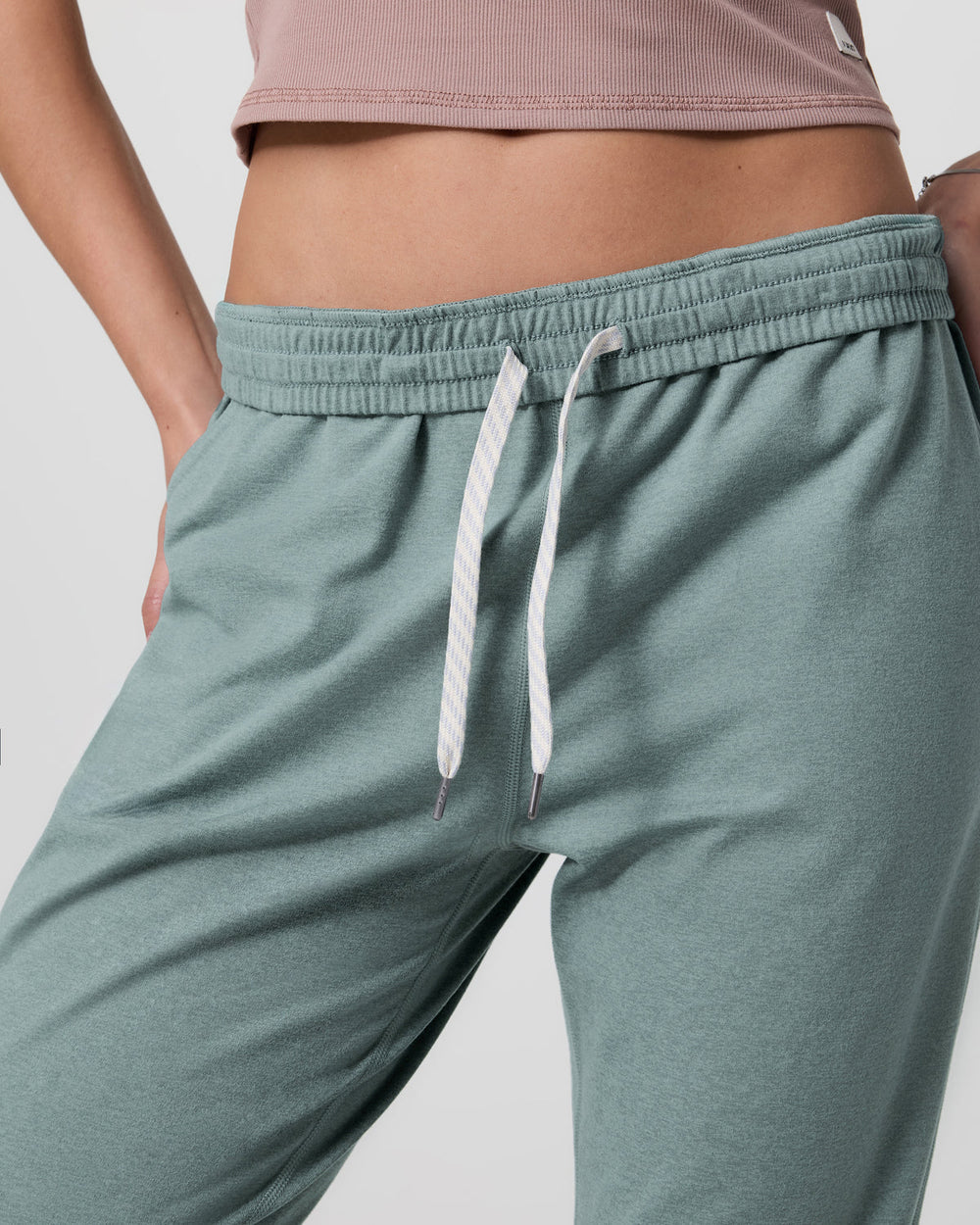 Vuori Boyfriend Sweatpant Vintage Pistachio Heather