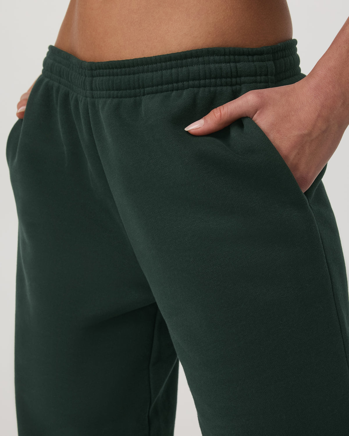 Vuori Restore Straight Leg Sweatpant Women's Evergreen Pants