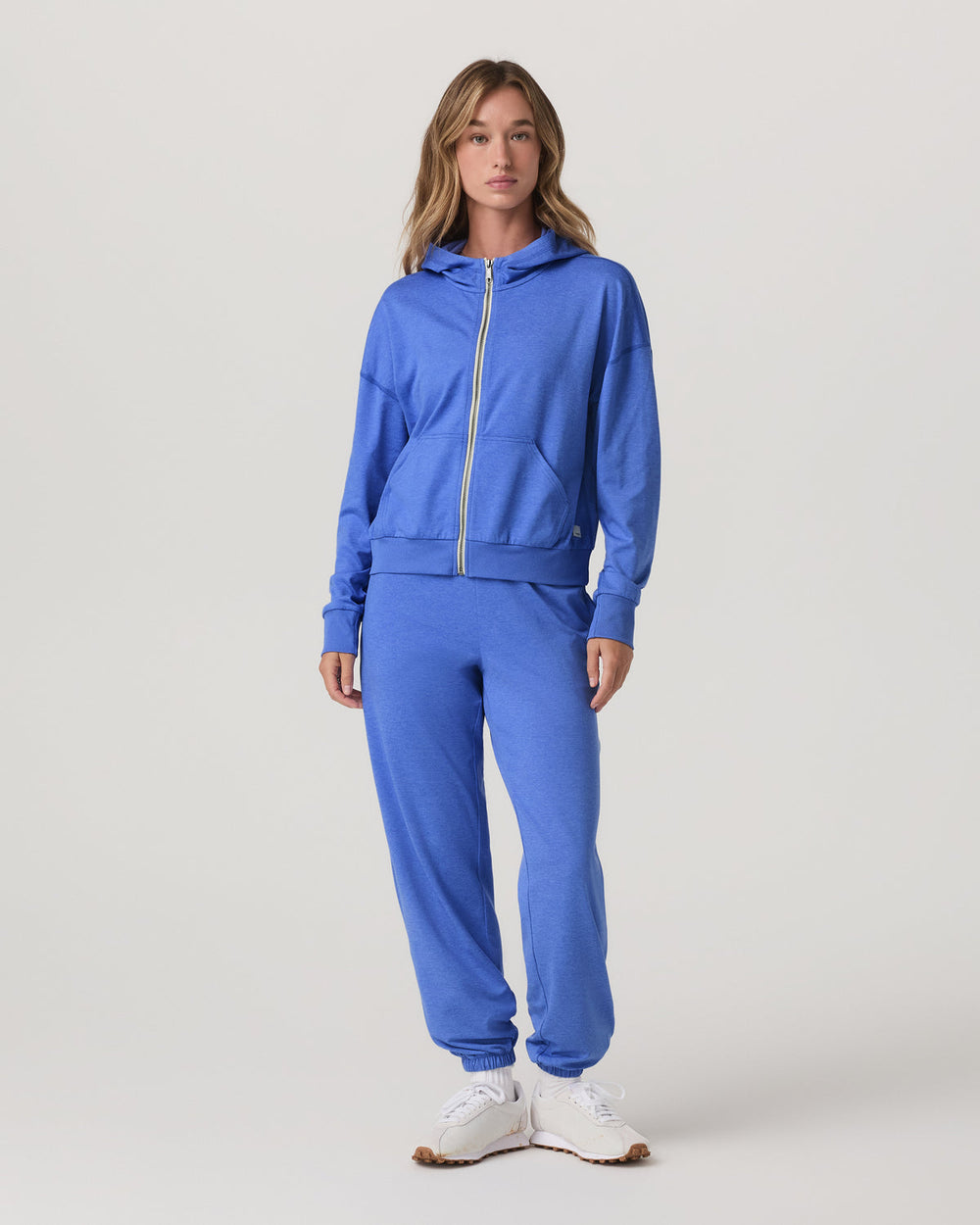 Vuori Halo Modern Sweatpant Women's Bright Iris Heather Pants