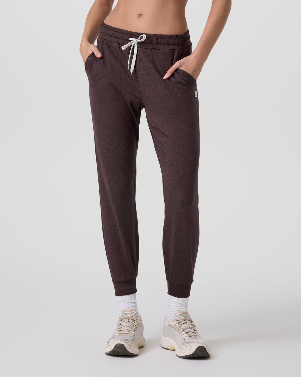 Vuori Performance Jogger Women's Java Heather Joggers