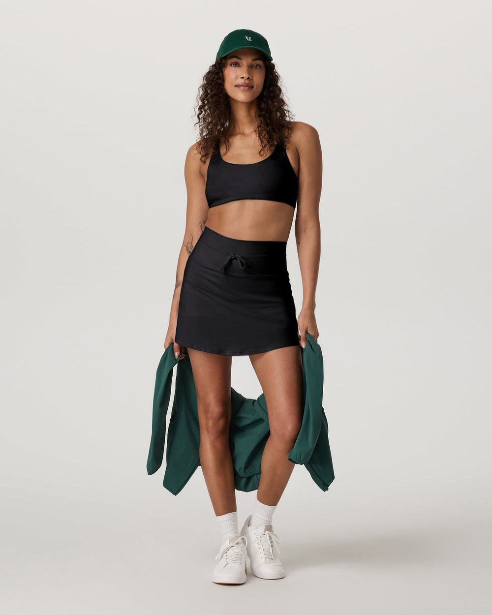 Vuori Daily Skirt Long 16" Women's Black Performance Skirt
