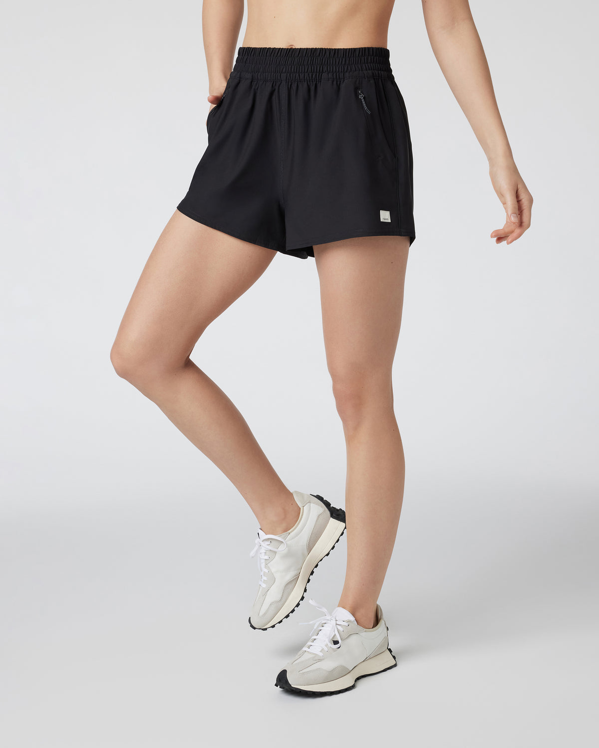 Vuori Dash Short 2.0 Women's Black Running Shorts