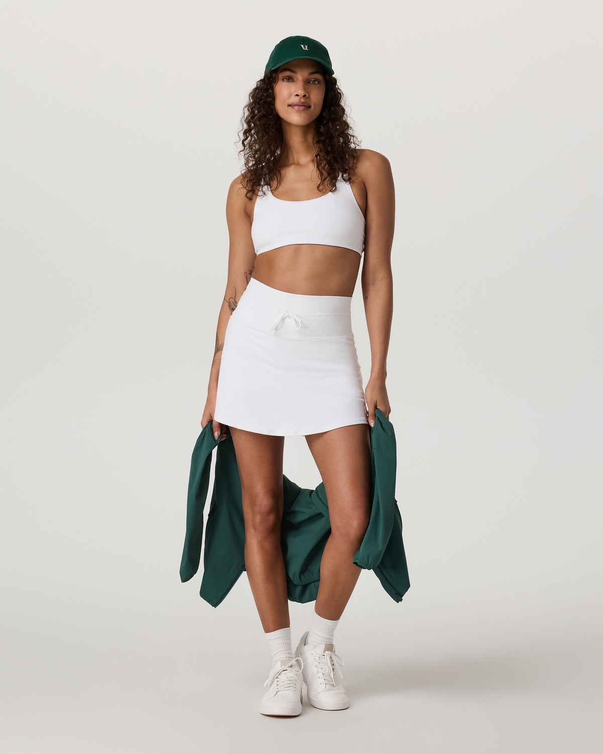 Vuori Daily Skirt Long 16" Women's White Performance Skirt