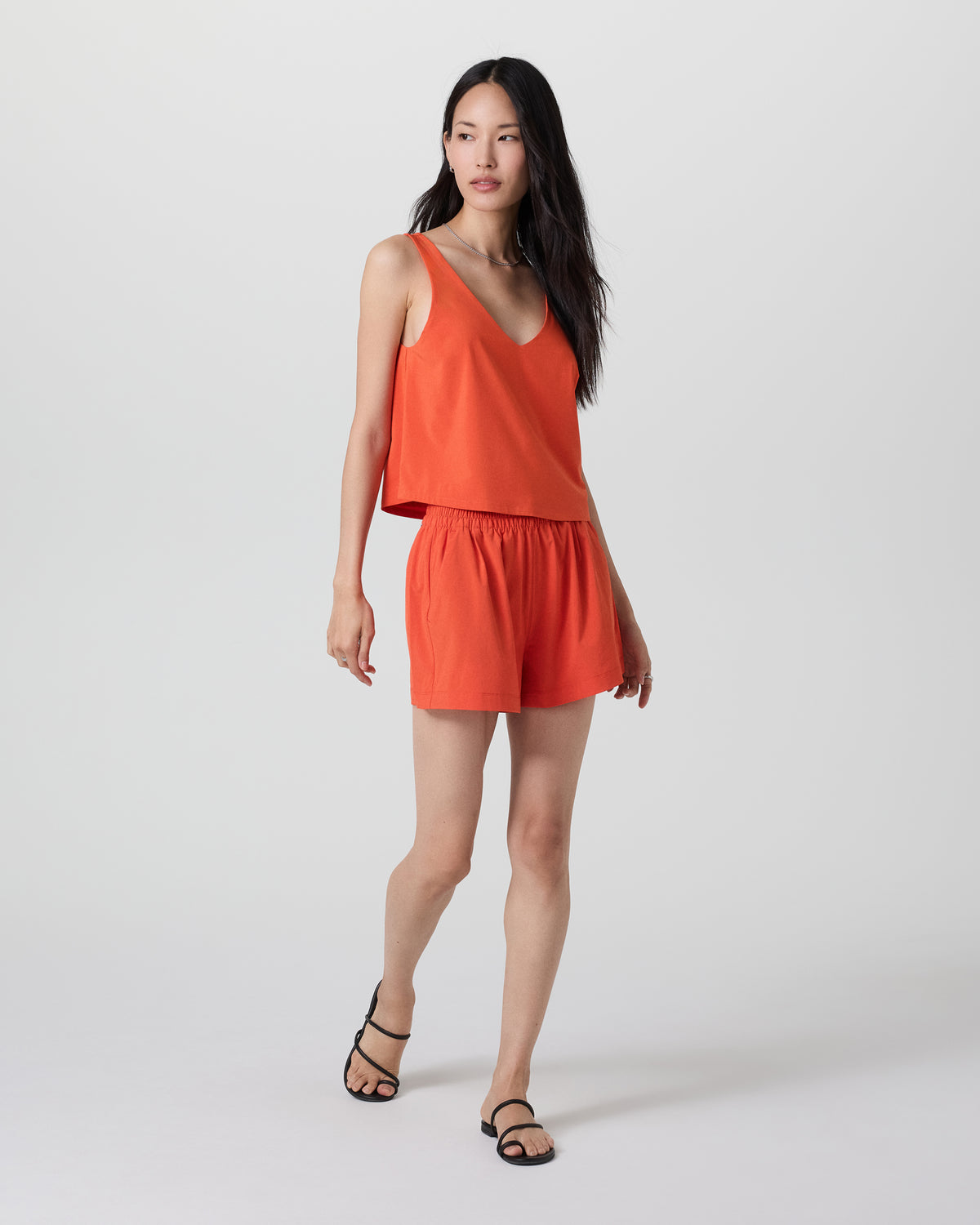 Vuori Villa Short Bright Poppy Lightweight Shorts