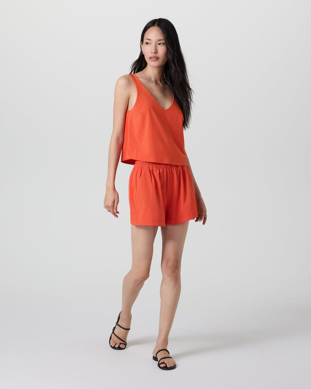 Vuori Villa Short Bright Poppy Lightweight Shorts