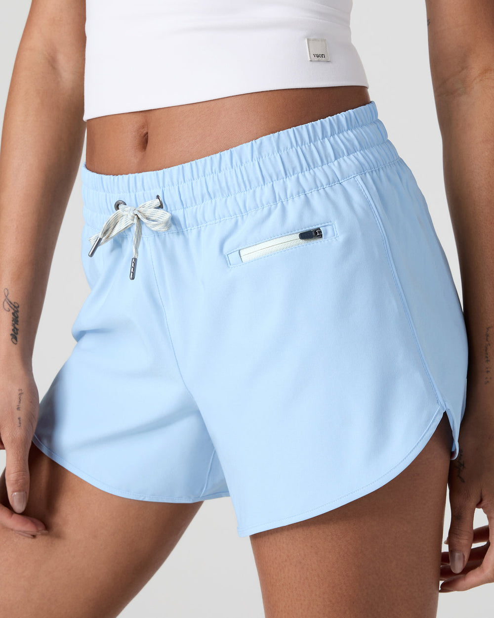 Vuori Clementine 4" Short 2.0 Surf Workout Shorts