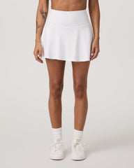 Vuori Baseline Gingham Skirt 14.5" Women's White Fitness Skirt