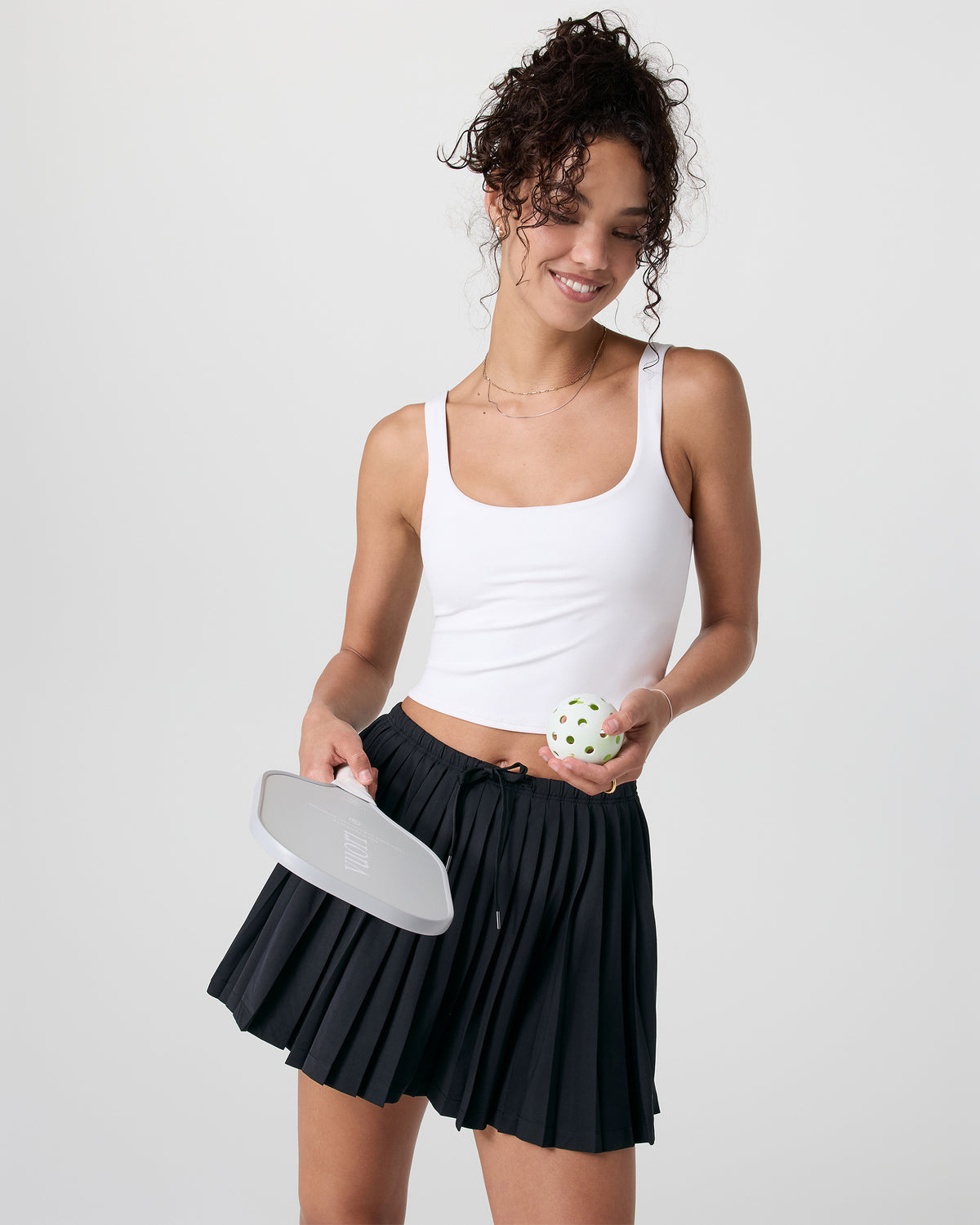 Vuori Clementine Pleated Skirt 15" Black