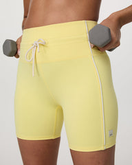 Vuori Daily Piped Short 5" Women's Sunlight Shorts