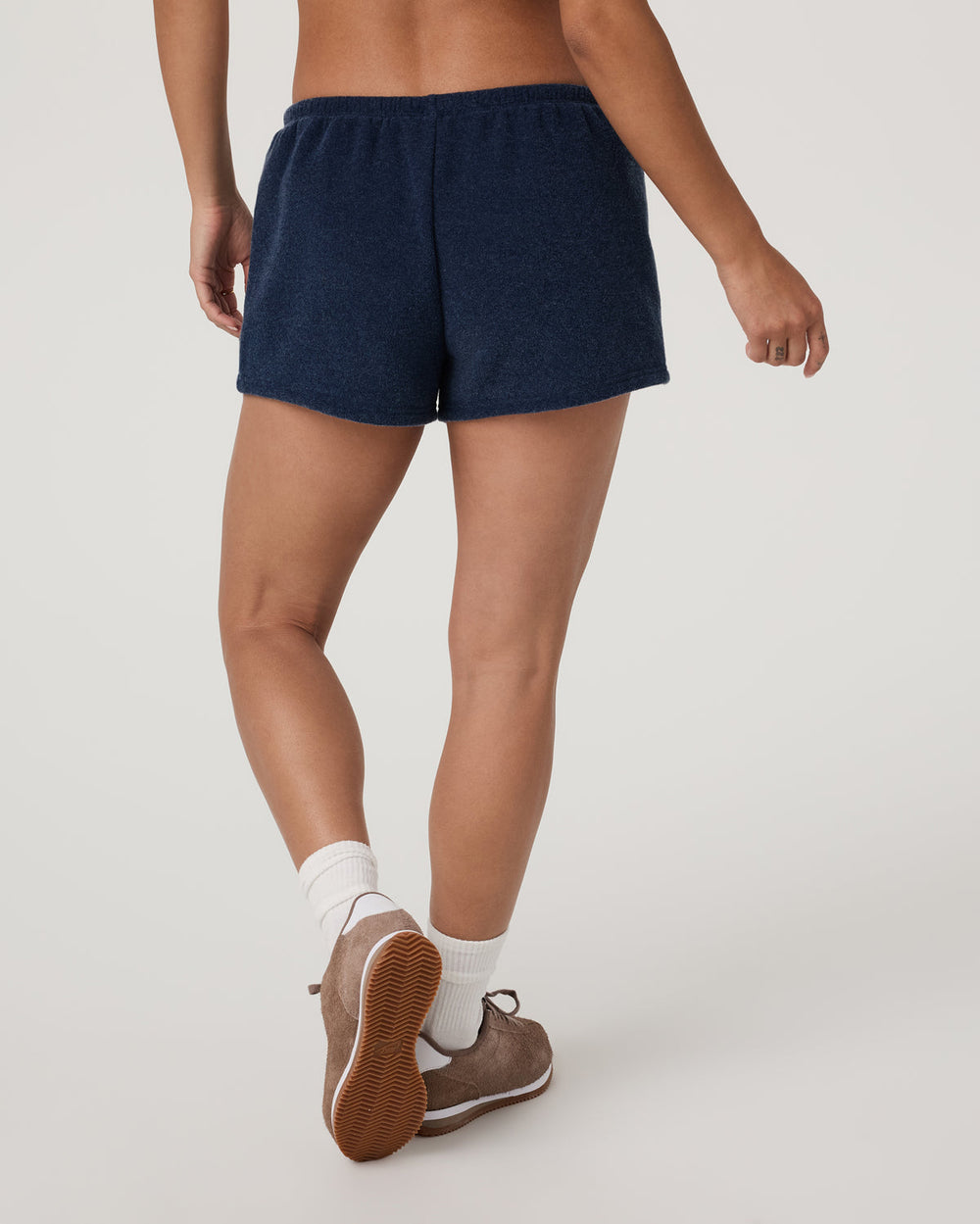 Vuori Beach Fleece Short Women's Blue Coast Relaxed Short