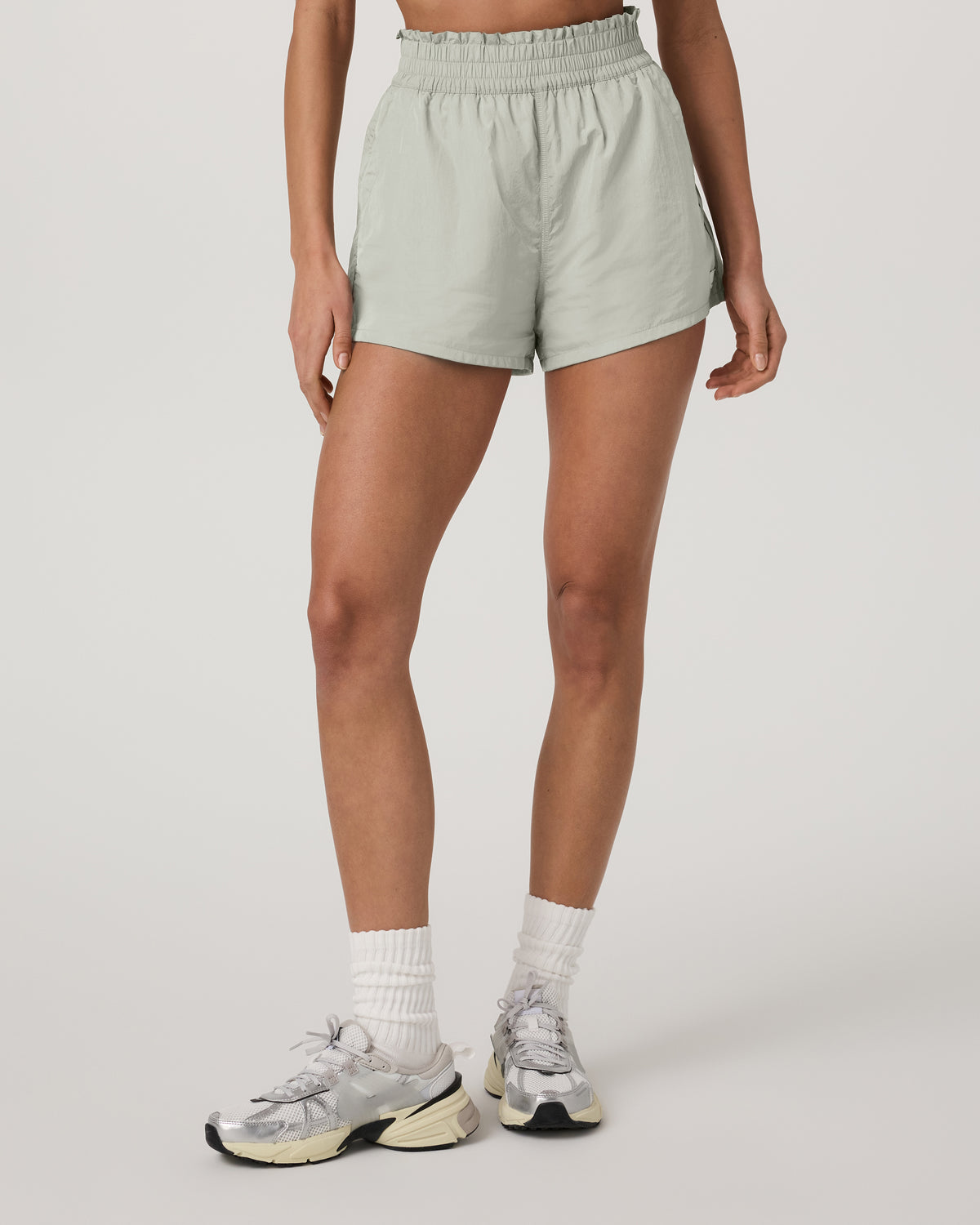 Vuori Dash Elevate Short Women's Talc Fitness Shorts