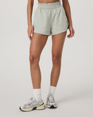 Vuori Dash Elevate Short Women's Talc Fitness Shorts