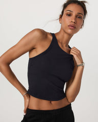 Vuori Pose Plyo Tank Black Crop Tank Top with Built in Bra