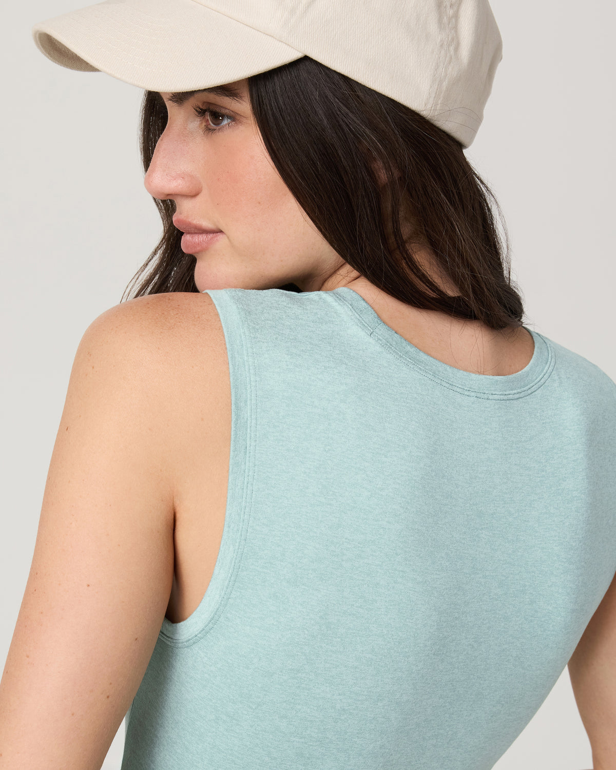 Vuori Halo Scoop Tank Women's Sea Spray Heather Tank Top