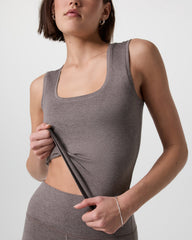 Vuori Halo Essential Scoop Tank Chia Heather