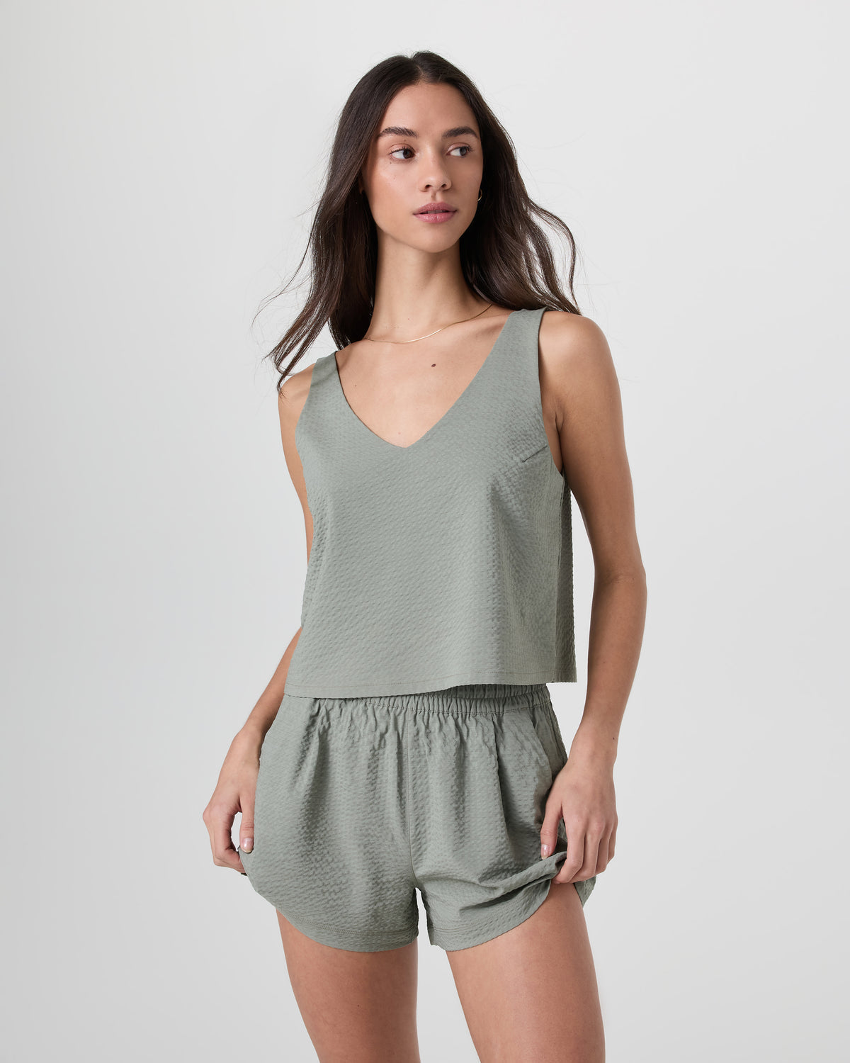 Vuori Villa Textured Crop Tank Laurel