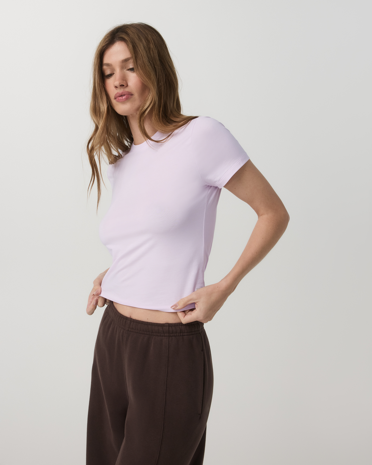 Vuori Feather Baby Tee Women's Lilac Breeze Fitted Tee Shirt