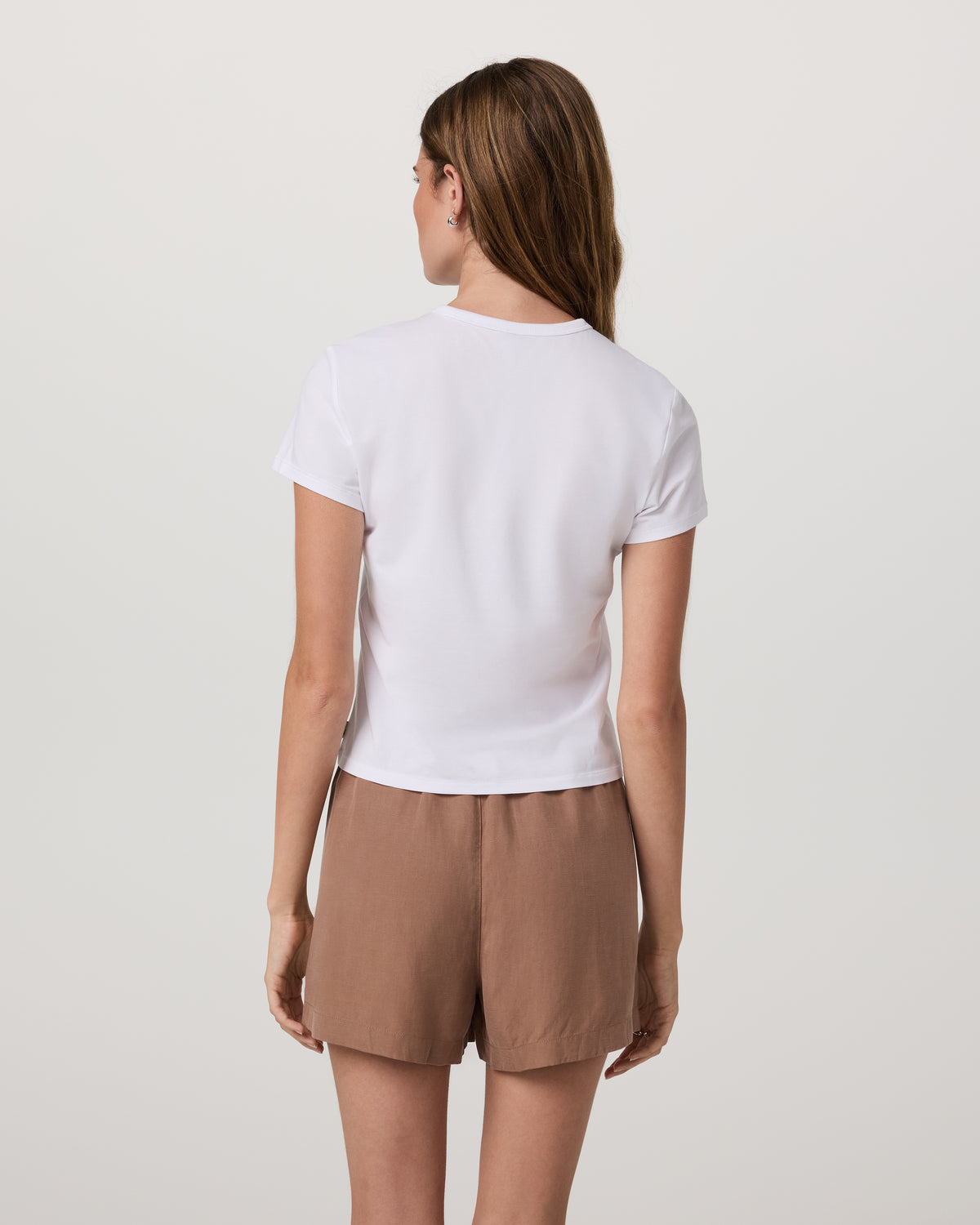 Vuori Short Sleeve Feather Classic Tee Women's White T-Shirt