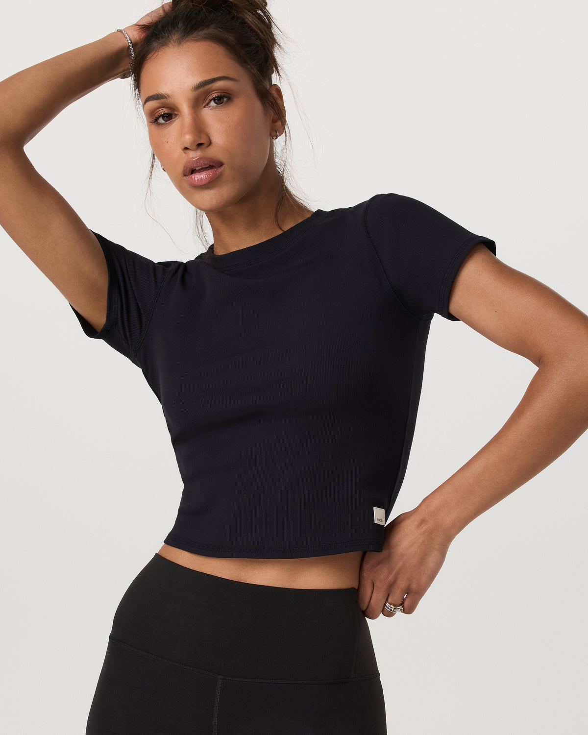 Vuori Pose Fitted Tee Women's Black Fitted Shirt