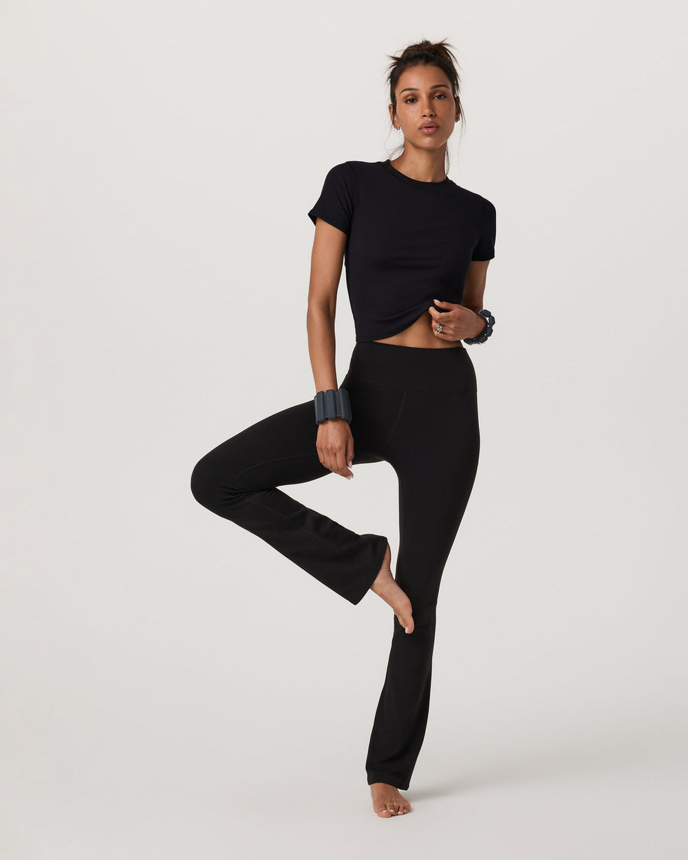 Vuori Pose Fitted Tee Women's Black Fitted Shirt