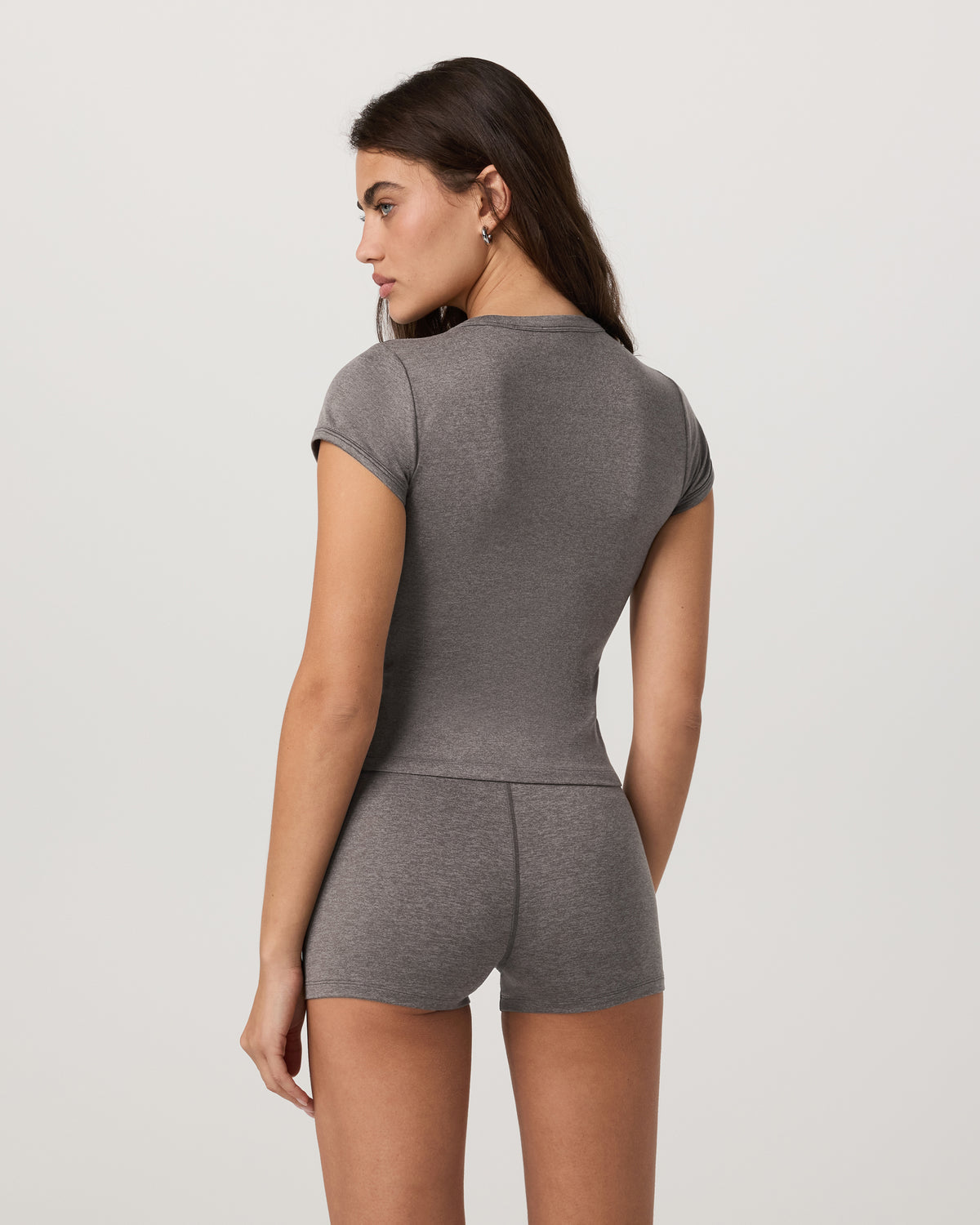 Vuori Short Sleeve Halo Baby Tee Women's Chia Heather Tee