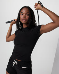 Vuori Short Sleeve Seamless Surge Tee Black
