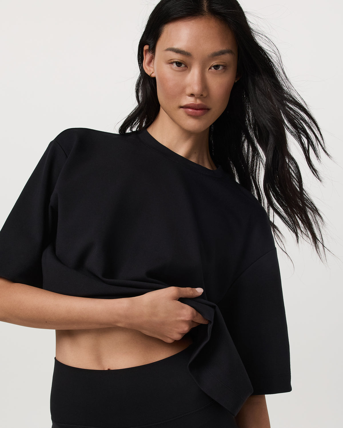 Vuori Short Sleeve Maven Oversized Tee Women's Black T-Shirt