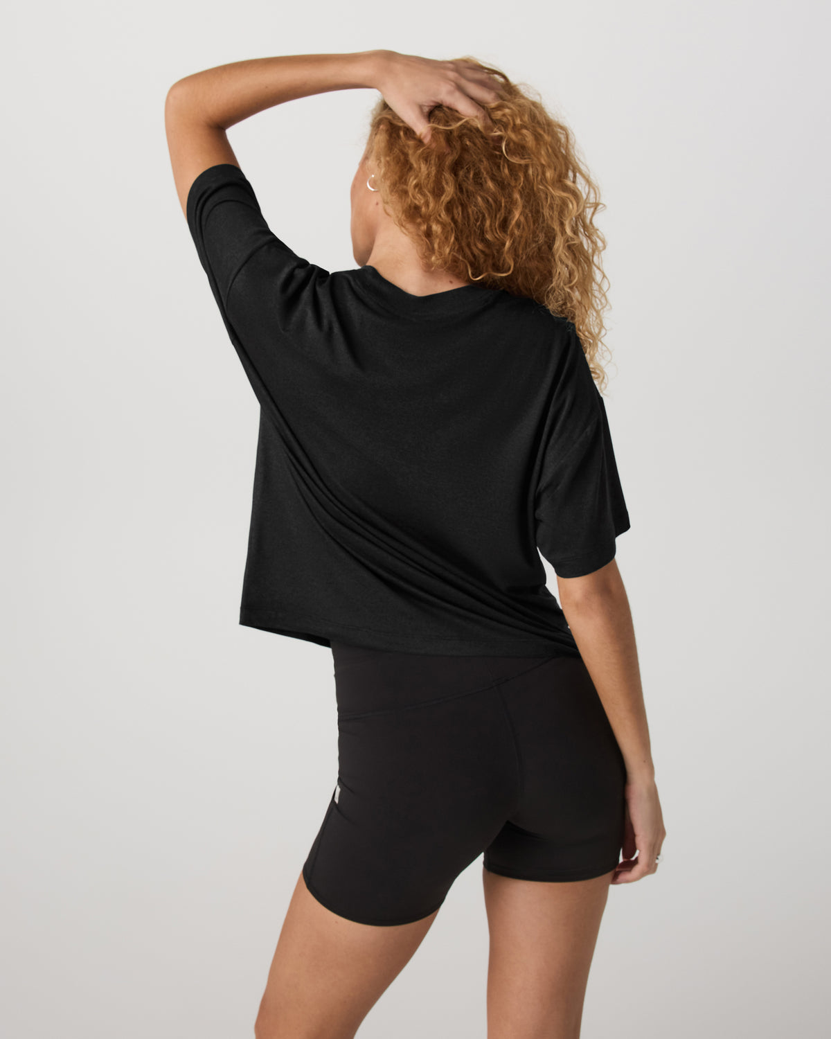 Vuori Energy Long Tee Women's Black Heather Fitness Tee Shirt
