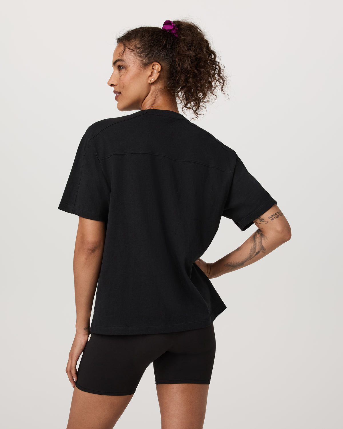 Vuori Short Sleeve Heavyweight Oversized Cotton Tee Black