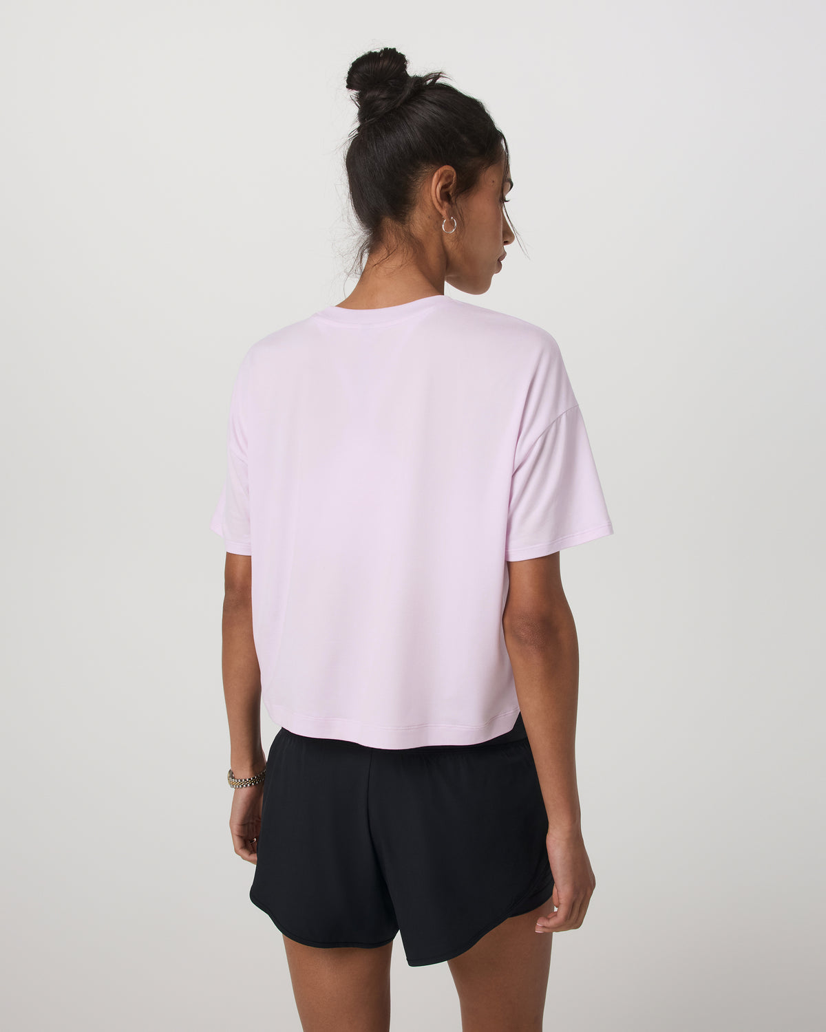 Vuori Energy Tee Women's Lilac Breeze Heather Oversized Shirt