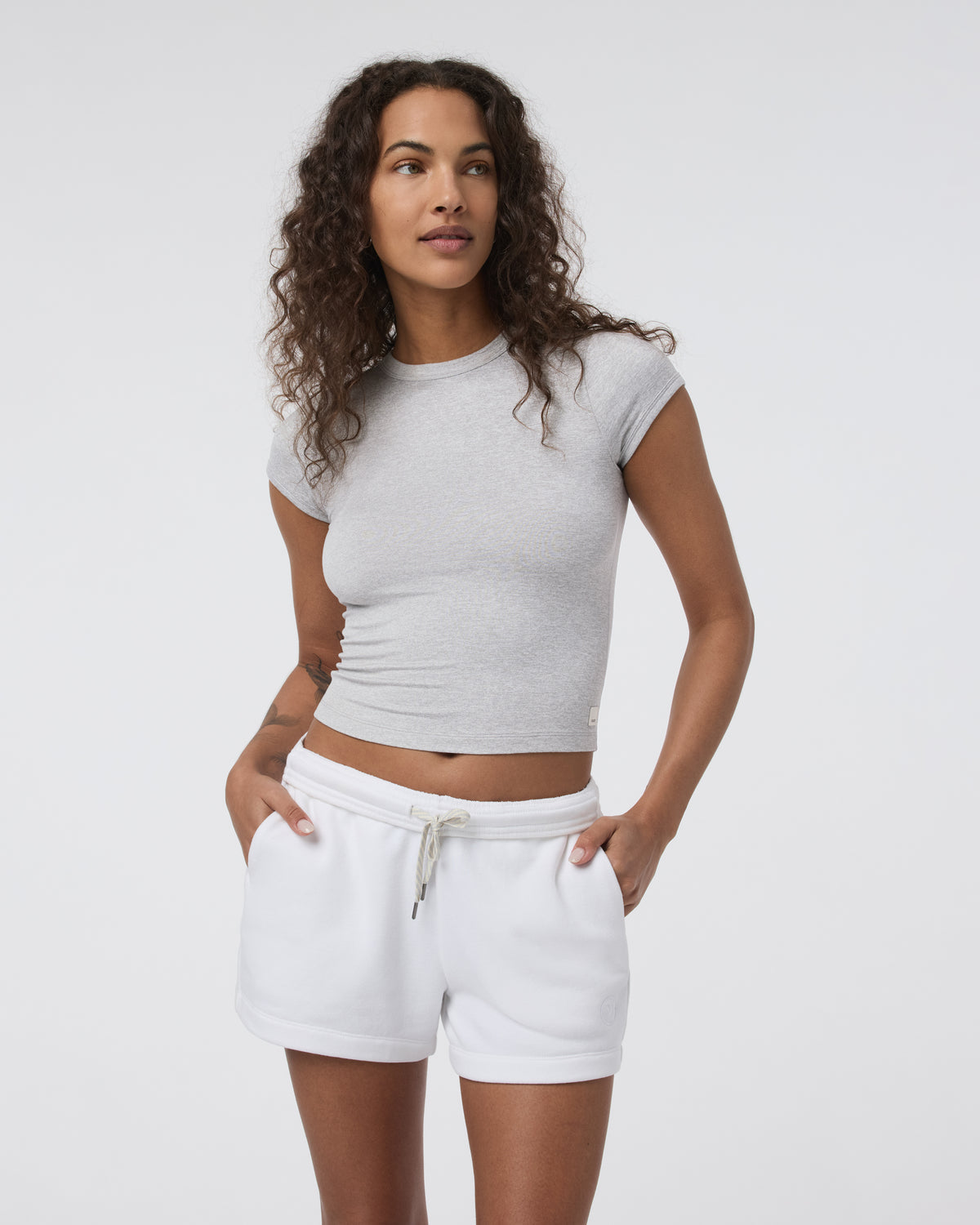 Vuori Halo Baby Tee Pale Grey Heather