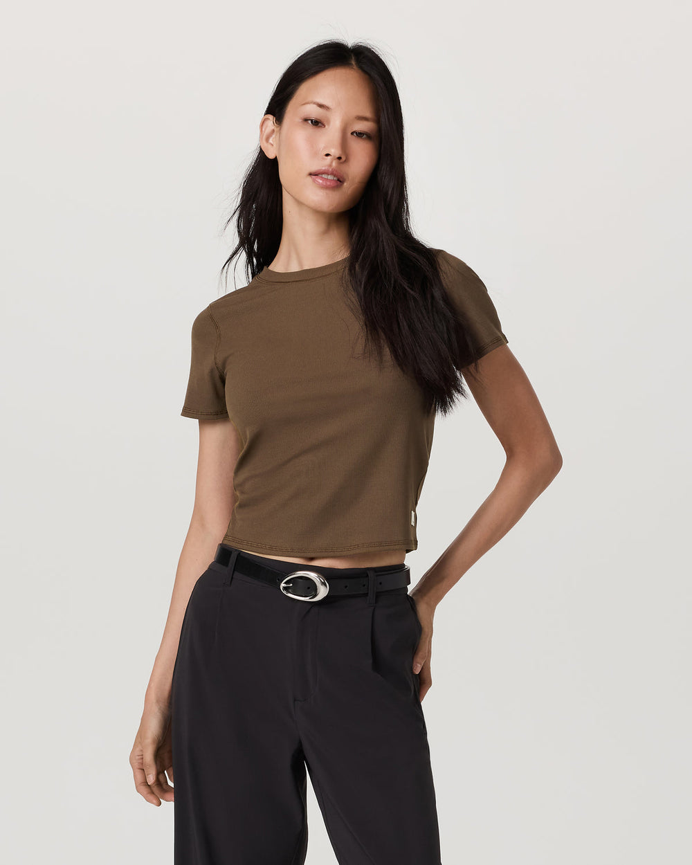 Vuori Pose Fitted Tee Women's Espresso T-Shirt