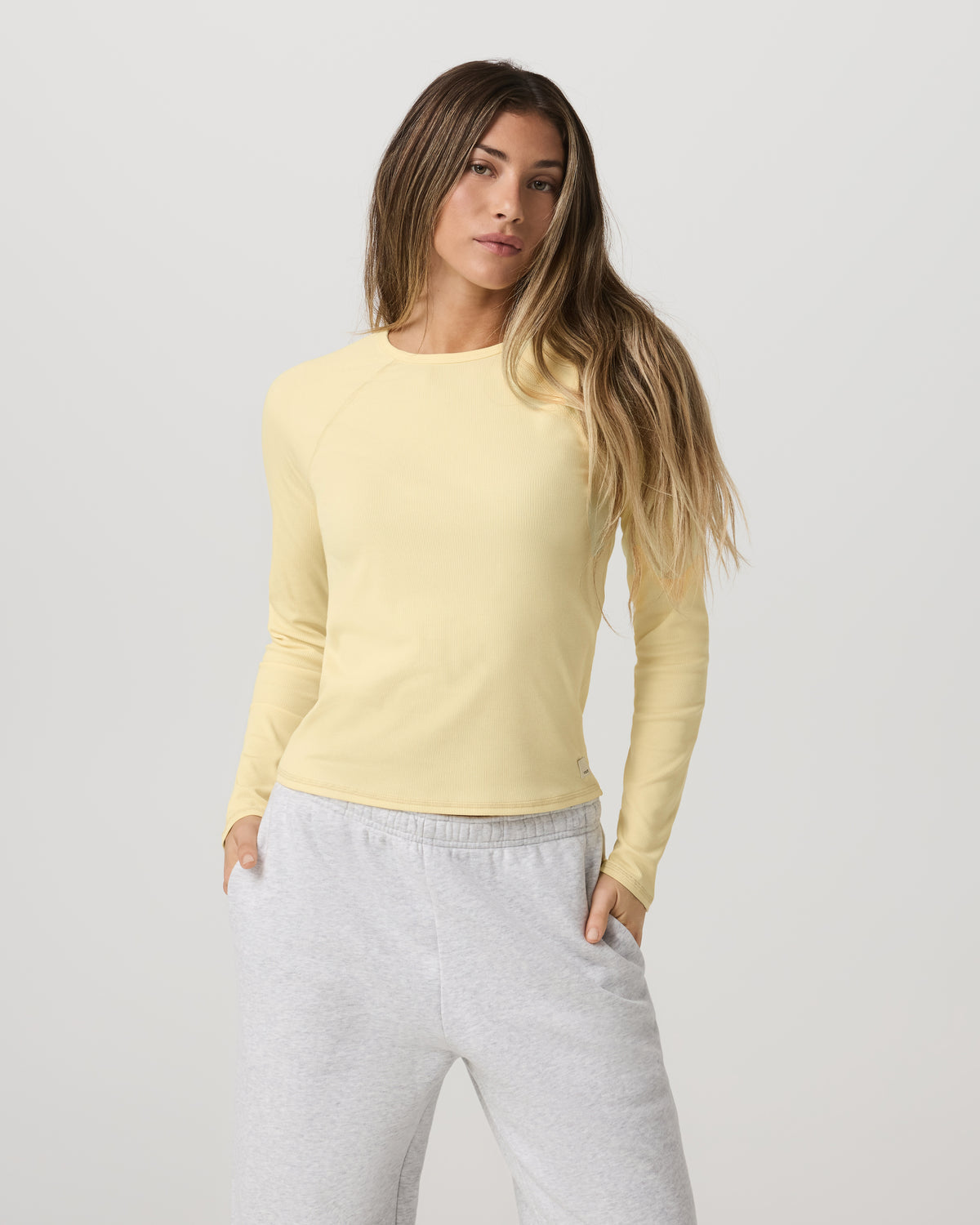 Vuori Long Sleeve Pose Crew Women's Lemon Snap Long Sleeve
