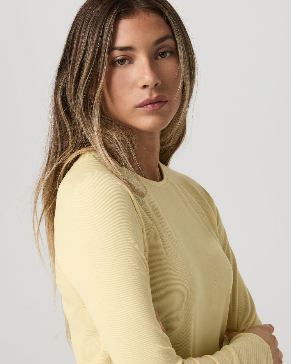 Vuori Long Sleeve Pose Crew Women's Lemon Snap Long Sleeve