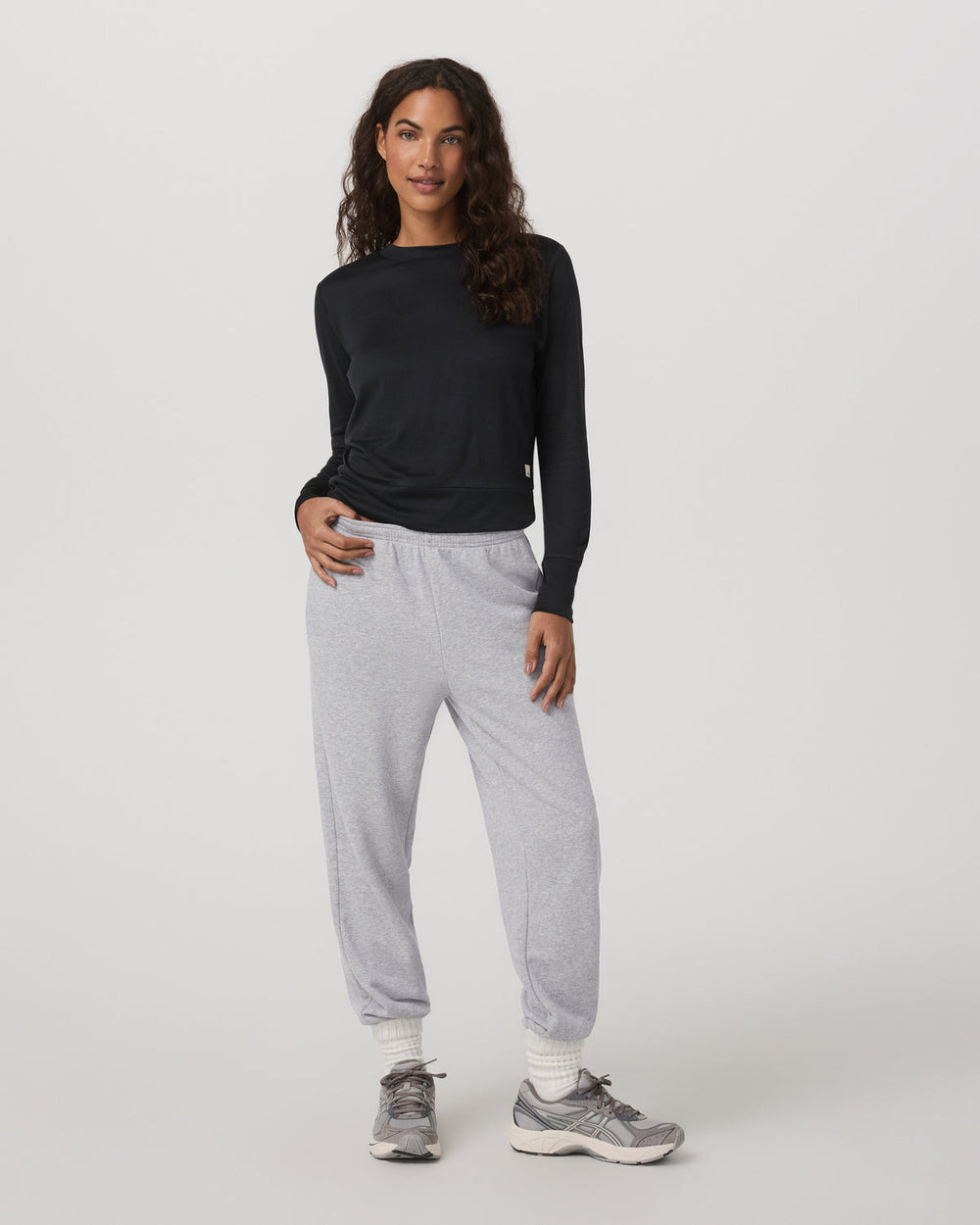 Vuori Daydream Crew Lightweight Black Long Sleeve Shirt