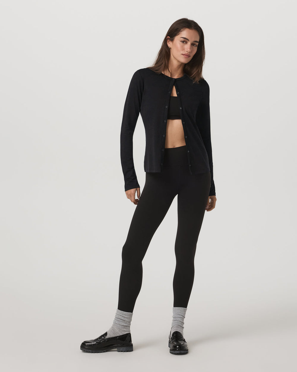 Vuori Women's Long Sleeve Halo Snap Cardigan Black Heather