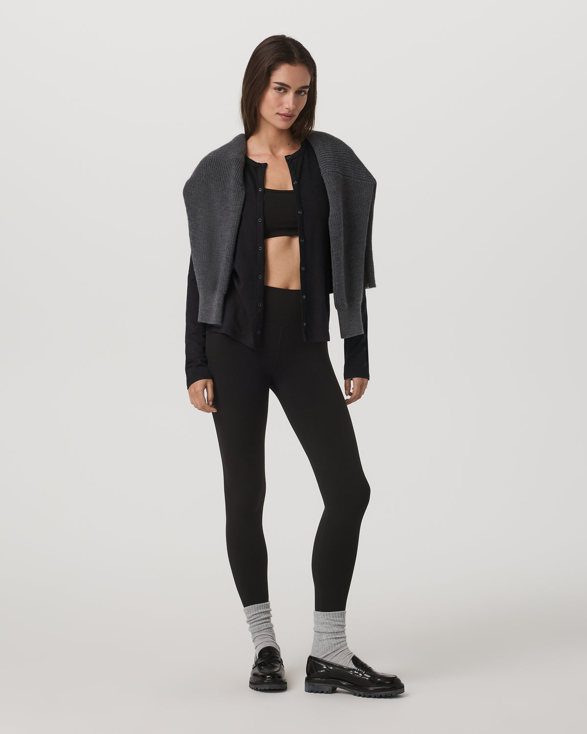 Vuori Women's Long Sleeve Halo Snap Cardigan Black Heather