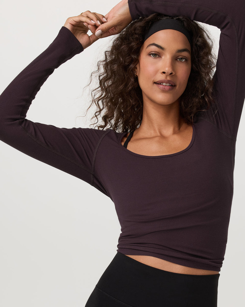 Vuori Long Sleeve Cove Ultra Scoop Women's Raisin Shirt