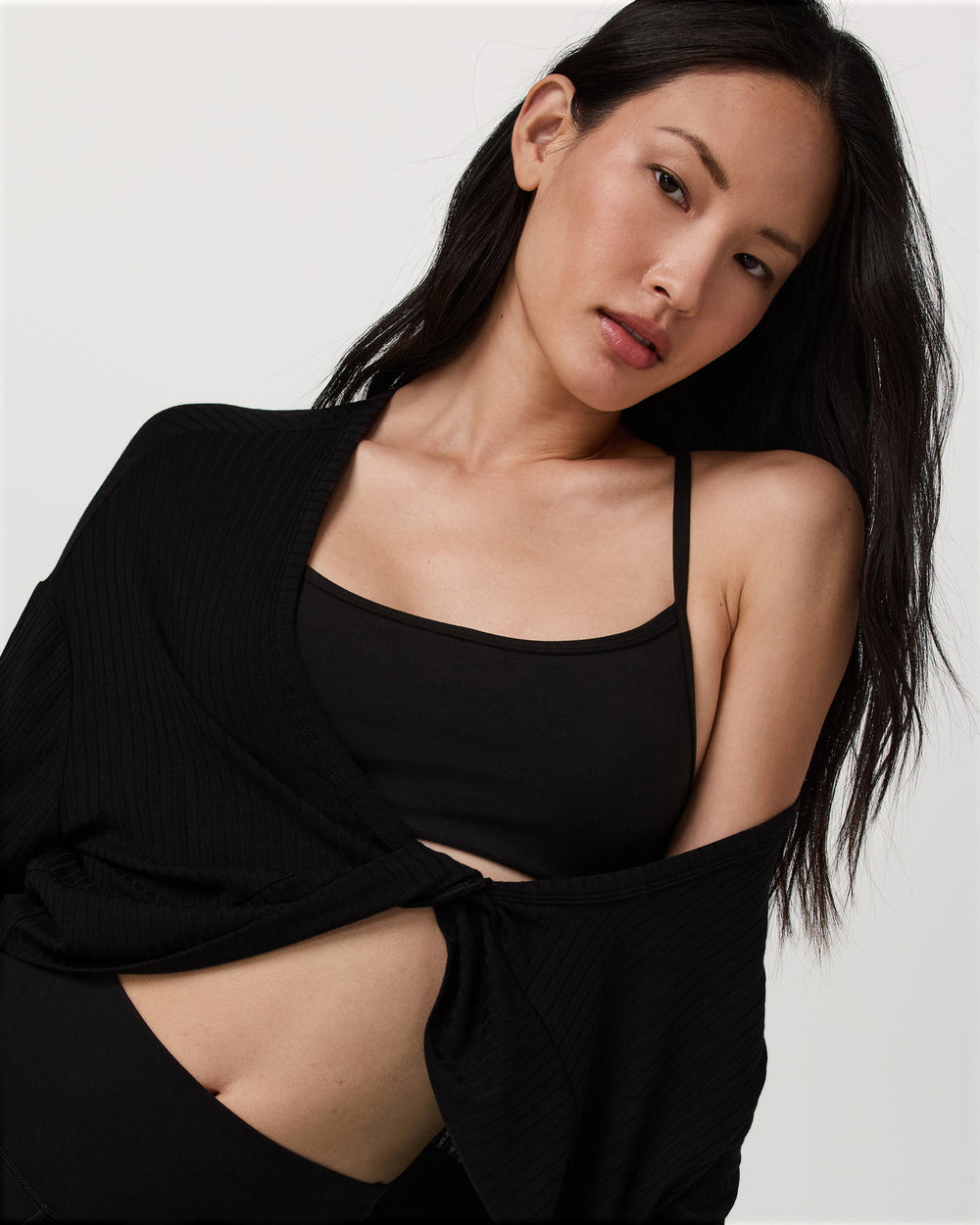 Vuori Long Sleeve Twist Top Women's Black Twist Top