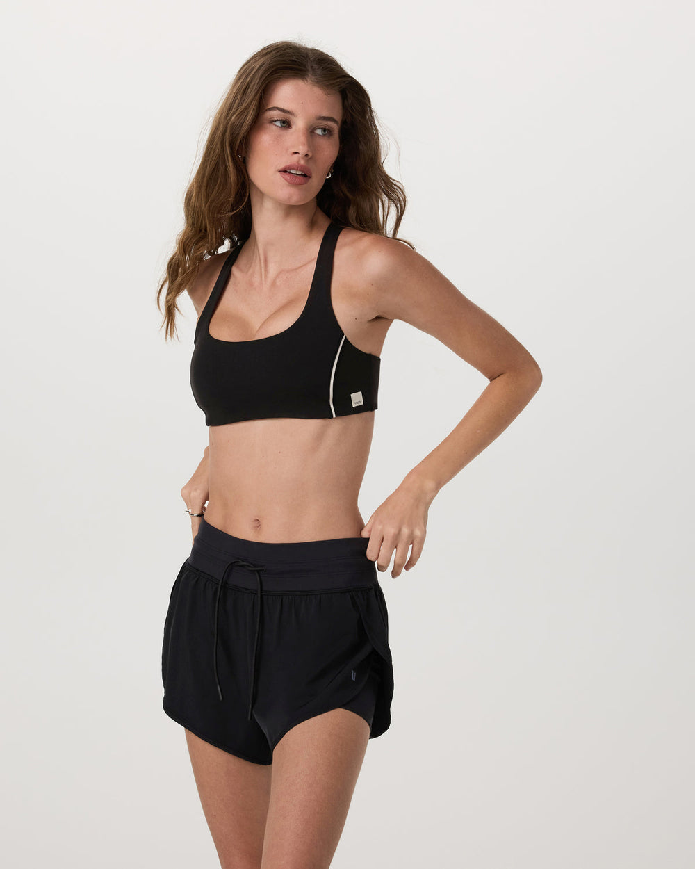 Vuori Daily Piped Bra Women's Black Sports Bra